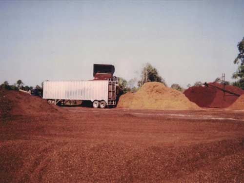 Elixson mulch yard